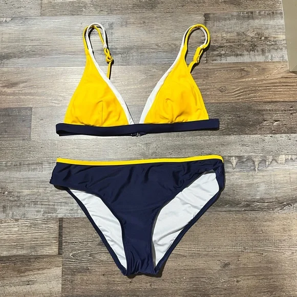 Cupshe Yellow and White Women's Bikini Size Medium Large - Picture 8 of 9